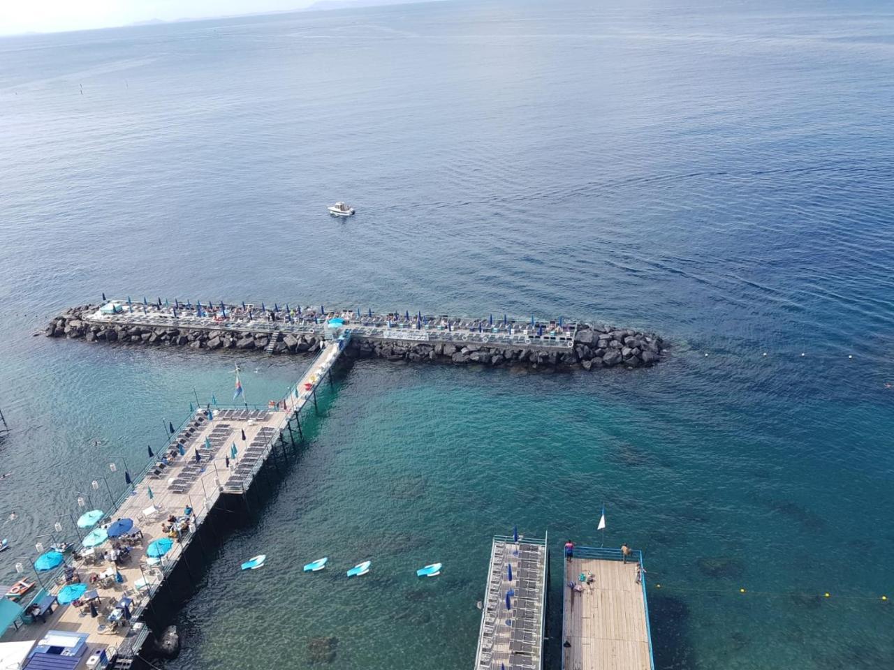 Viria B&B Sorrento Eksteriør bilde